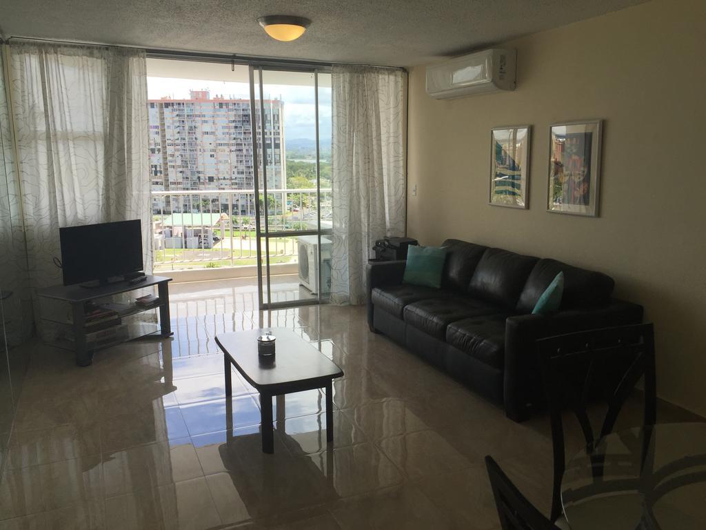 Marbella Del Caribe Beachfront San Juan Exteriör bild
