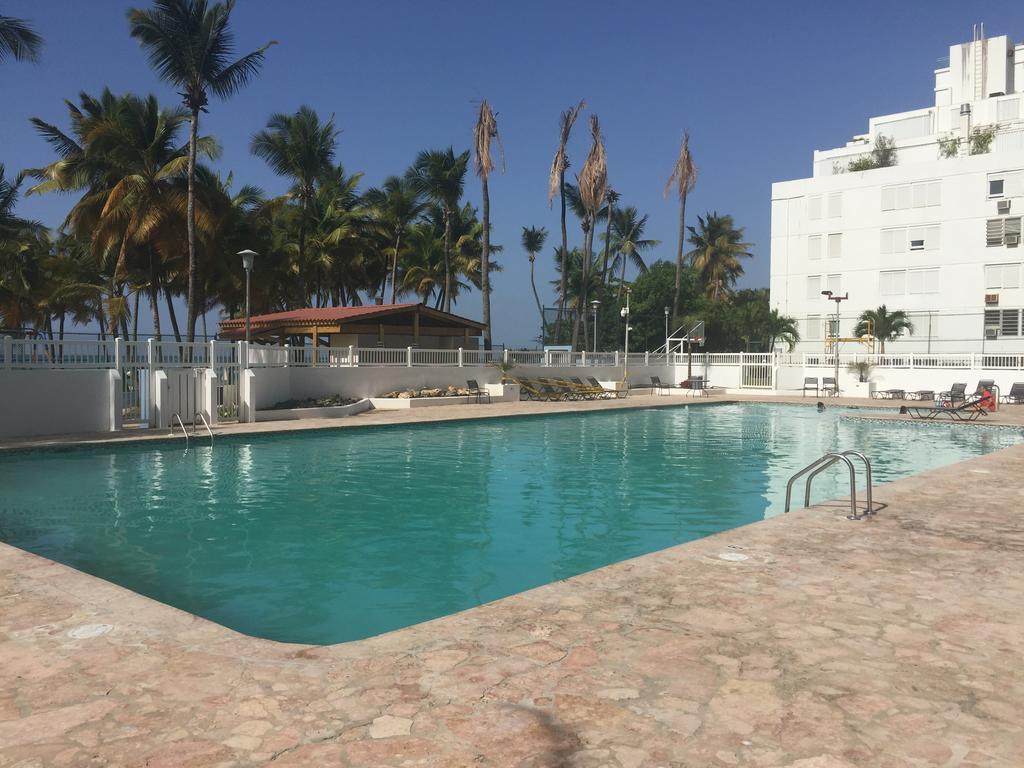 Marbella Del Caribe Beachfront San Juan Exteriör bild