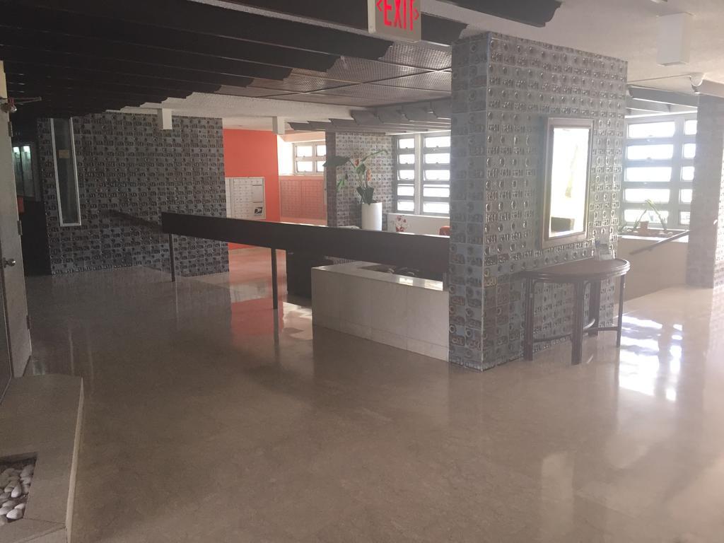Marbella Del Caribe Beachfront San Juan Exteriör bild